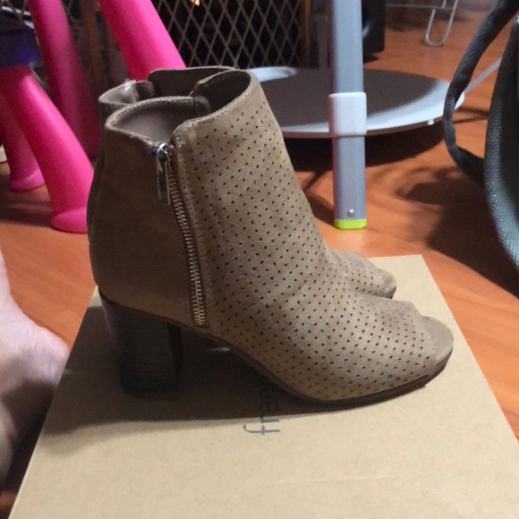 Francesca’s Booties - Picture 3 of 4